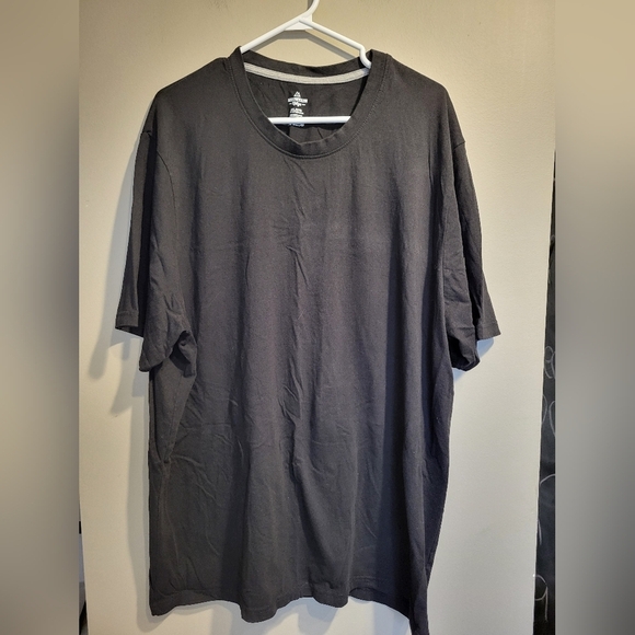 Set Of 3,  Mountain Ridge V-Neck Men's Tee Black/Blue/Green, Size 3XL - Picture 4 of 4